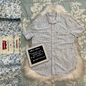 Levi’s Short Sleeve Button Up Shirt | Men’s Small